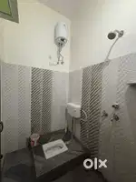 2bhk room for rent with attached washroom and bsthroom
