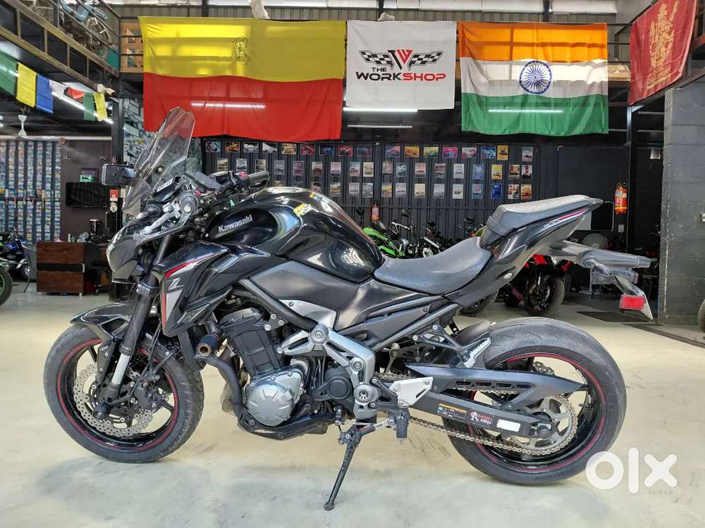 KAWASAKI Z900