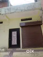 Karaund Chauraha per. Makan sel karna hai argent