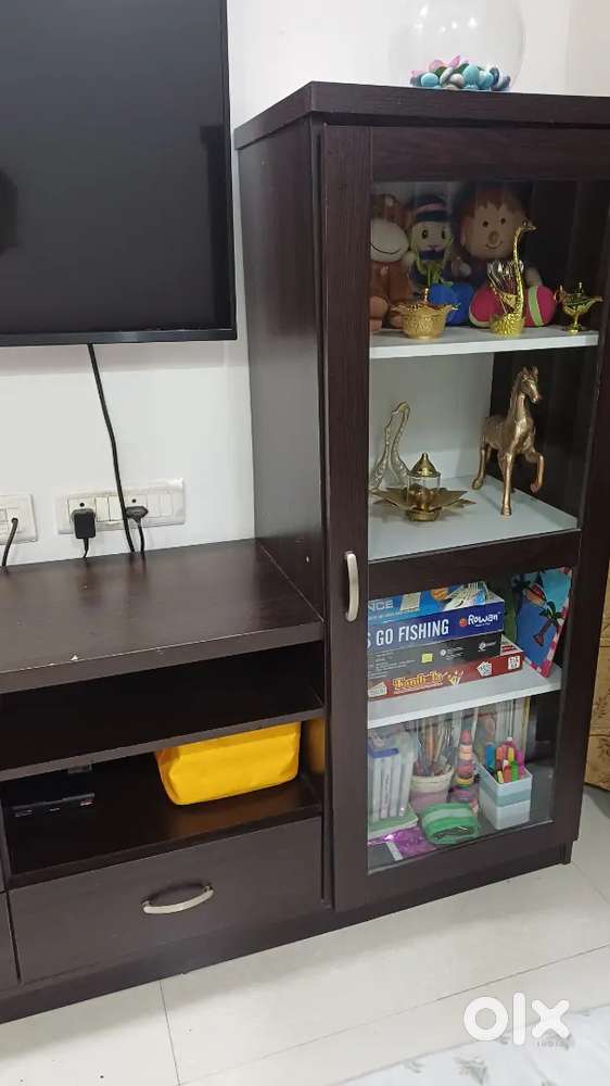 TV cabinet( Nilkamal)