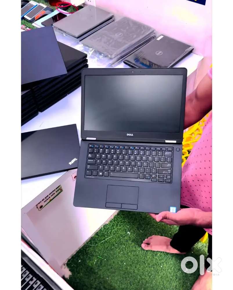 Huge discount on i3 i5 i7 laptops with bill and bag