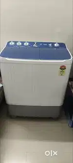 Semi automatic washing machine 7 kg.