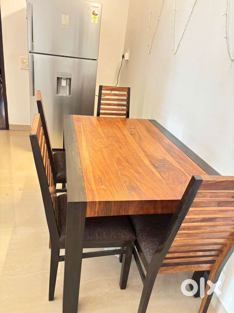4-Seater Sheesham Wood Dining Table Set – Excellent Condition