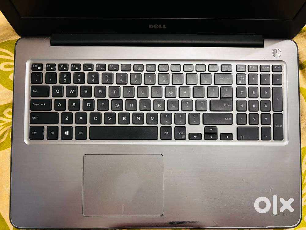 Dell Inspiron 5567