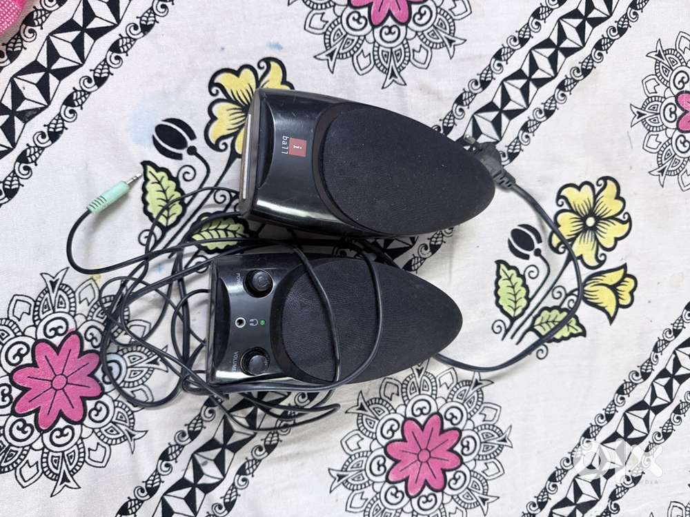 Iball desktop speaker