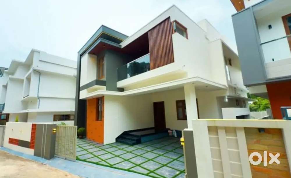 Palakkad-trissur highway side 2&3BHK Villa for sale