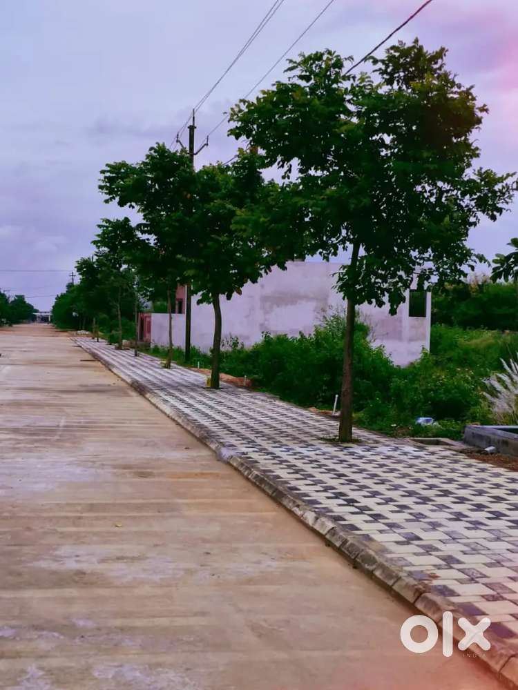 PREMIUM RESIDENTIAL PLOT IN RERA REGISTERED AND PREMI AMENITIES