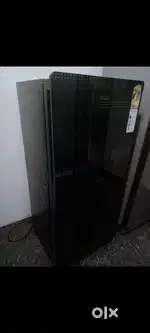 Hair. Fridge