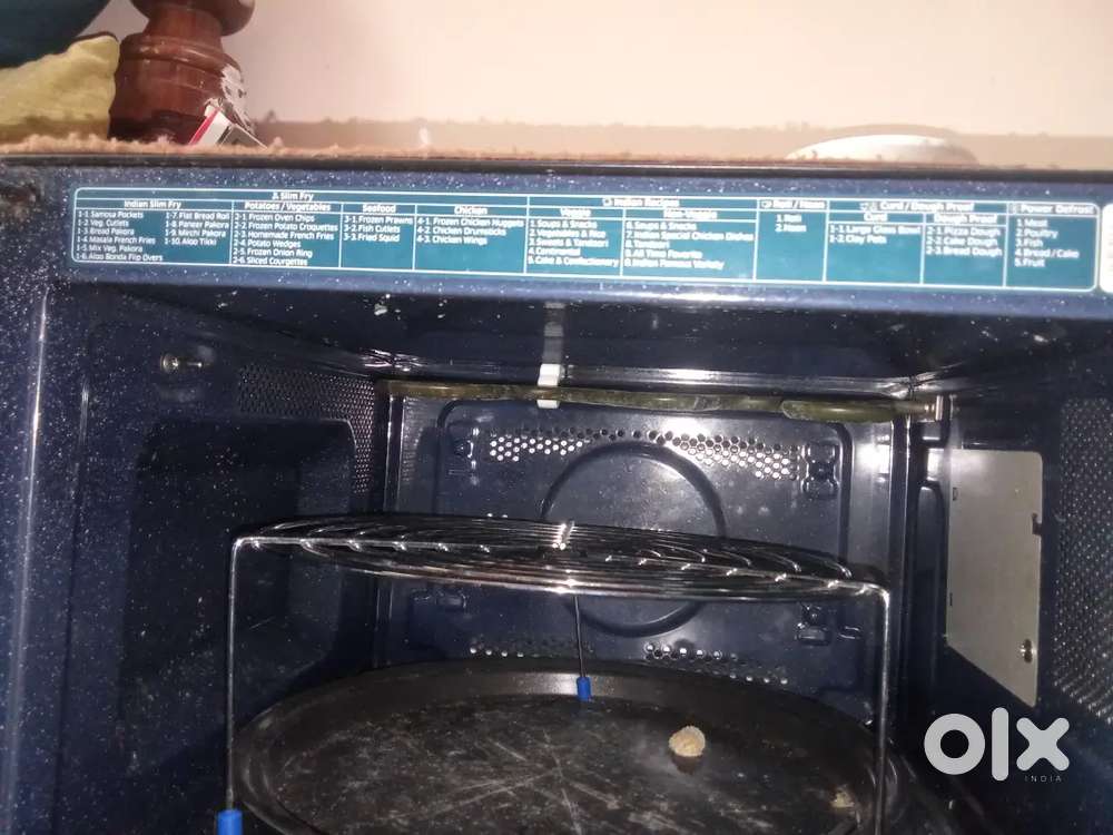 Sumsung microwave.