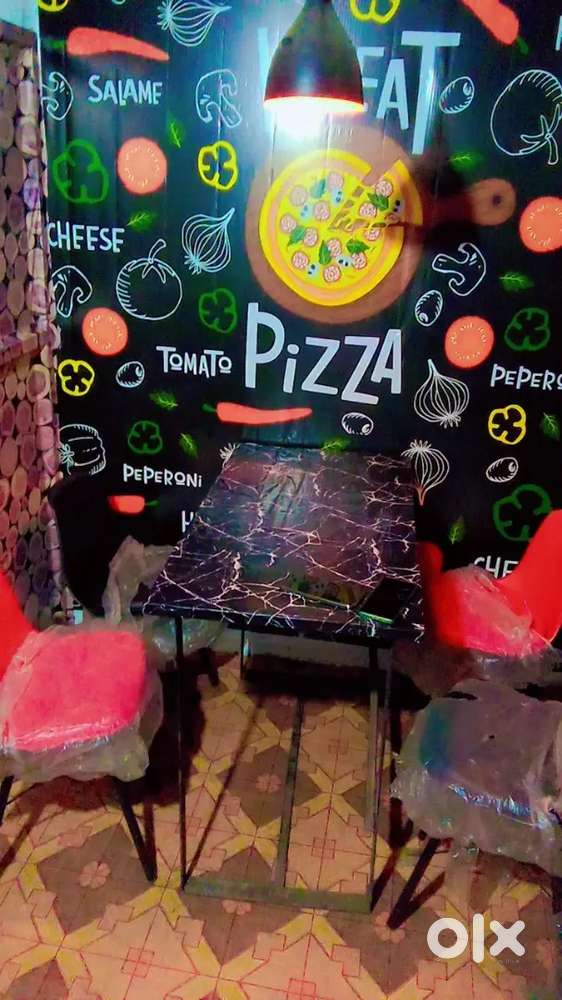 Completely setup of pizza shop