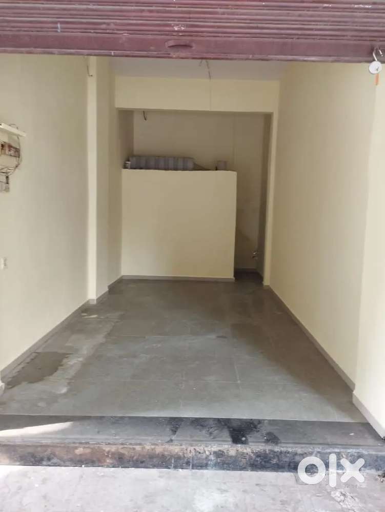Shop for sale in ULWE sector 16 near kharkoper station