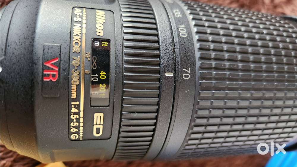 Nikon ED 60-300mm 1.4.5-5.6 G Nikkor AFS & Prime50mm 1.8 Lens