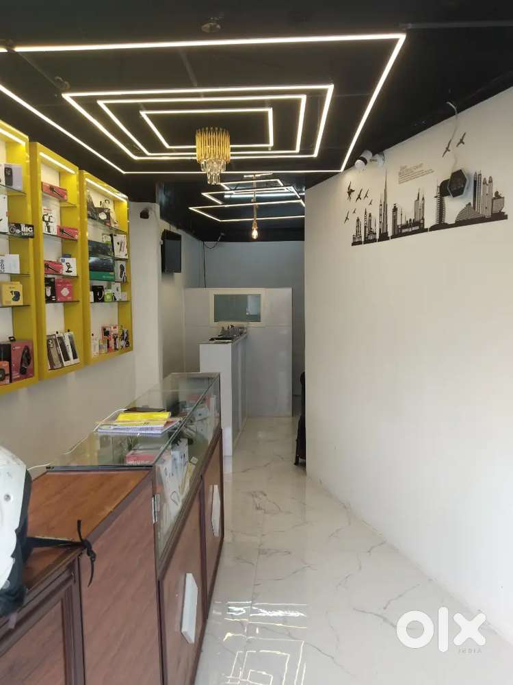 Newly refurbished mobile shop for sale