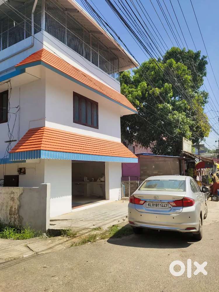 3 BHK with two attached bathroom Roadside