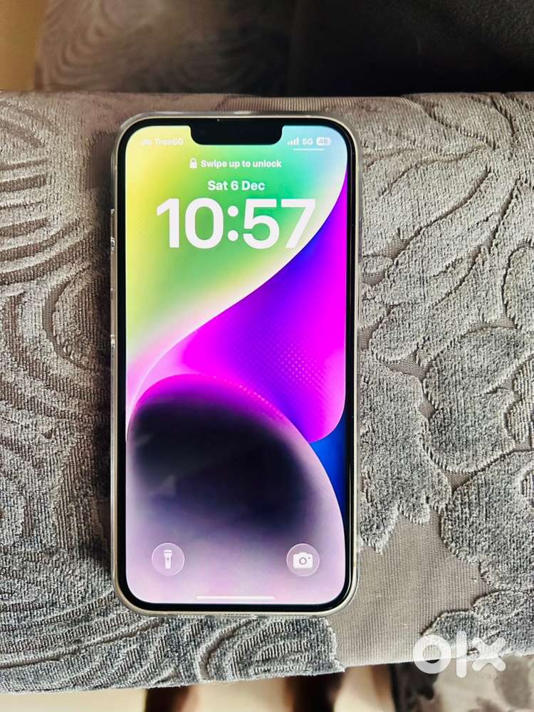 I phone 14 128gb new condition showroom condition 2 year old