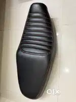 Harley Davisdon X440 seat with seat cover