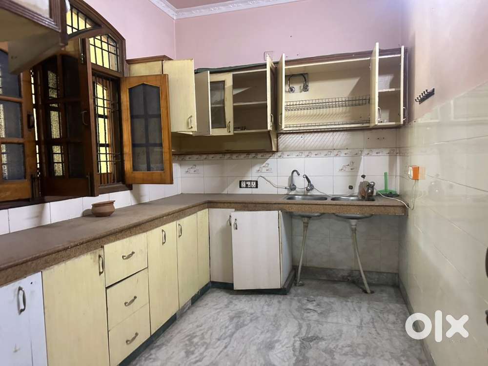 Two bhk semifurnished