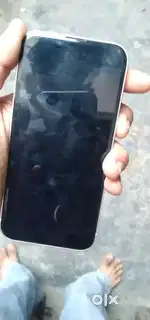 iPhone 13         128GB