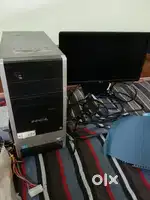 HCL DESKTOP WITH DELL 21 INCH MONITOR