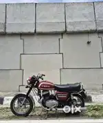 Yezdi deluxe