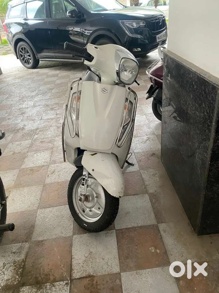 Sale access 125 in excellent condition  with vip number