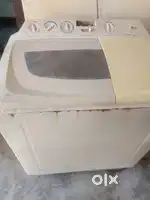 LG semi automatic machine