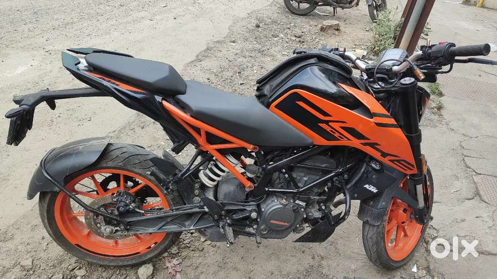 Ktm duke 200