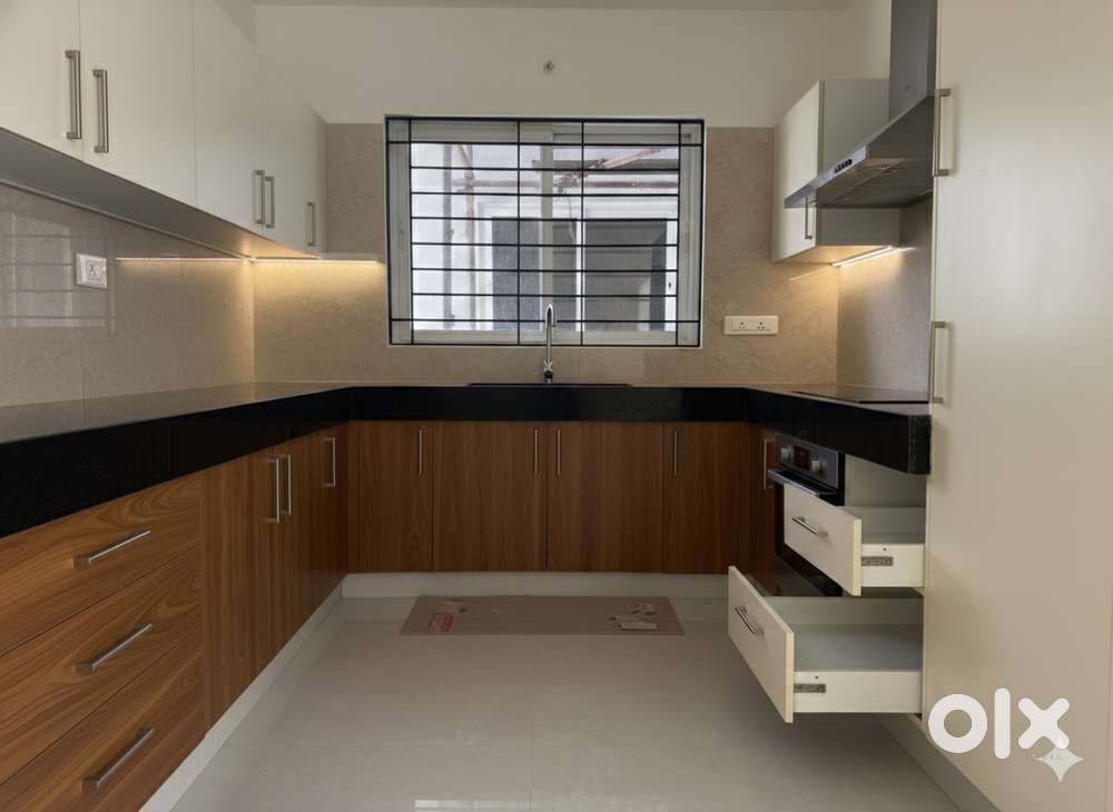 Apartment for Sale at Saravanampatti KGISL Near