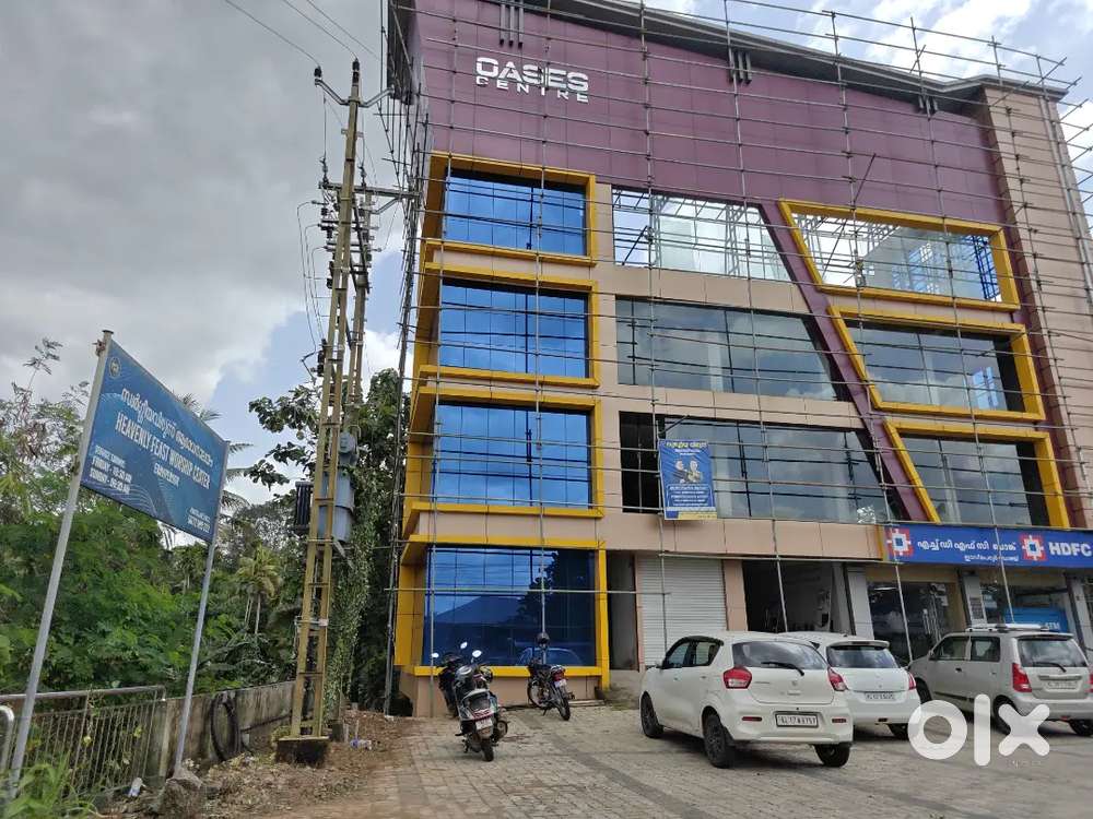 Retail Space Available for Super Market/ Textiles/ Jewellery