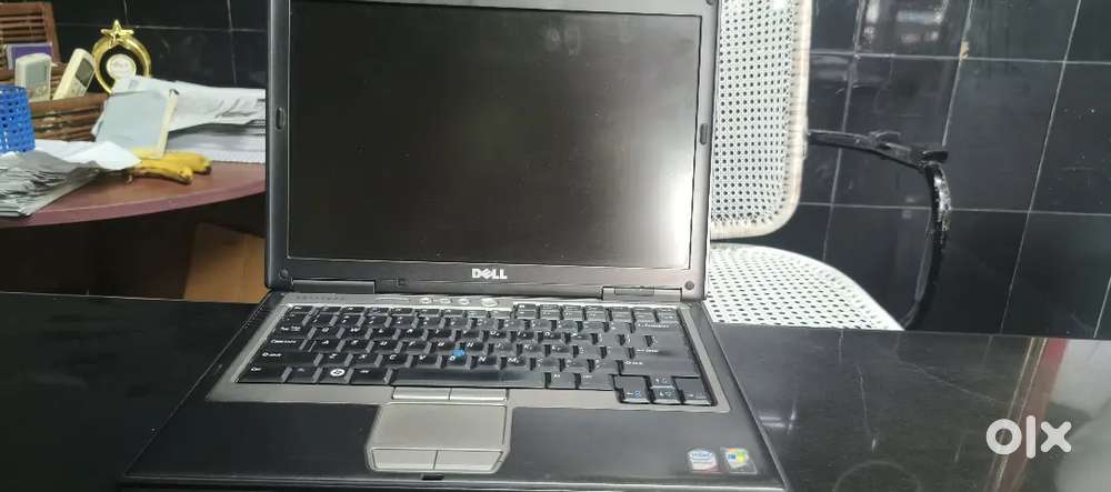 Dell laptop (2006 model)