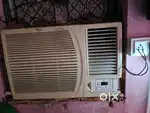 Window AC 1 year old Whirlpool