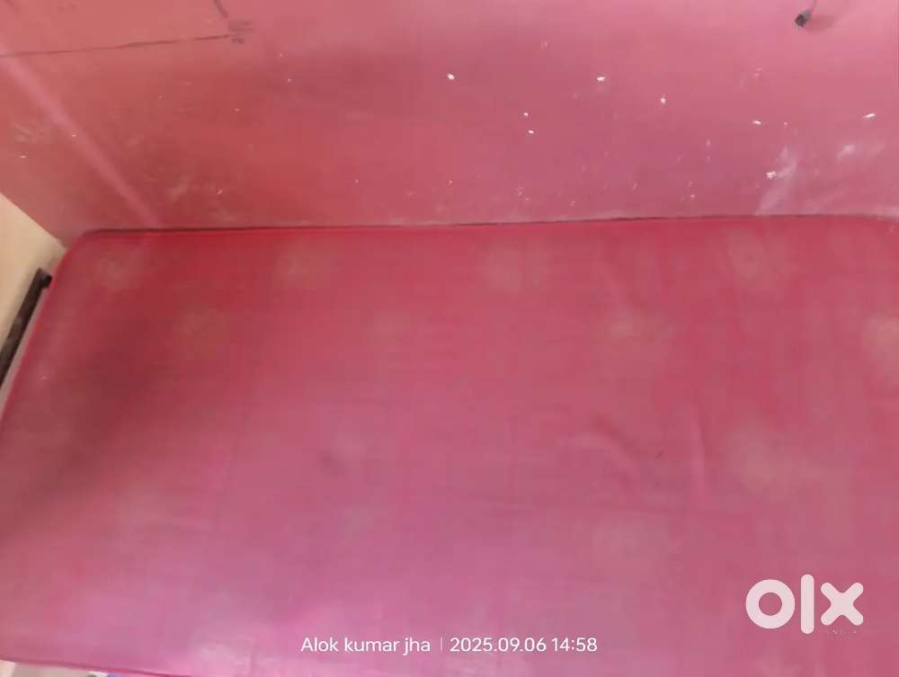 Bed matress single bed
