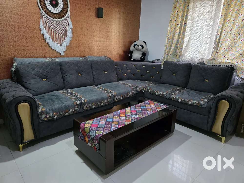 Ultra-Comfortable 5-Seater Sofa. Modular L-Shape Great Condition