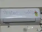3 Star lloyd split ac