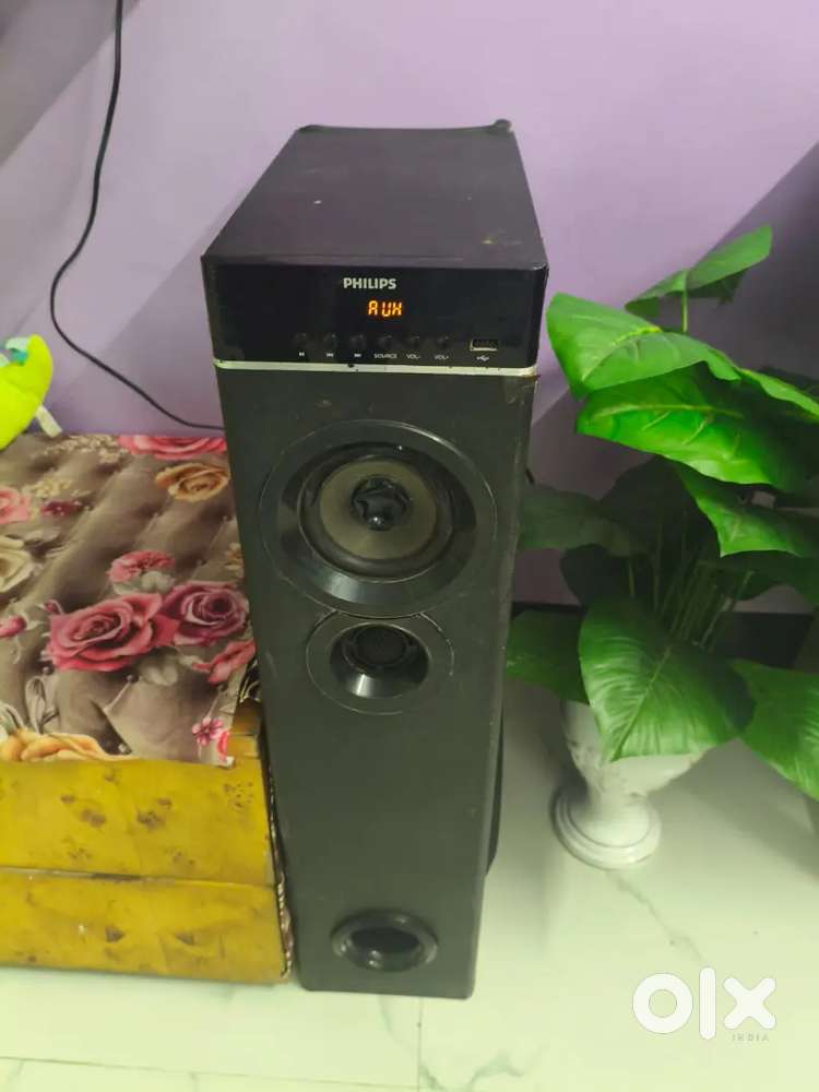 Philips tower speaker