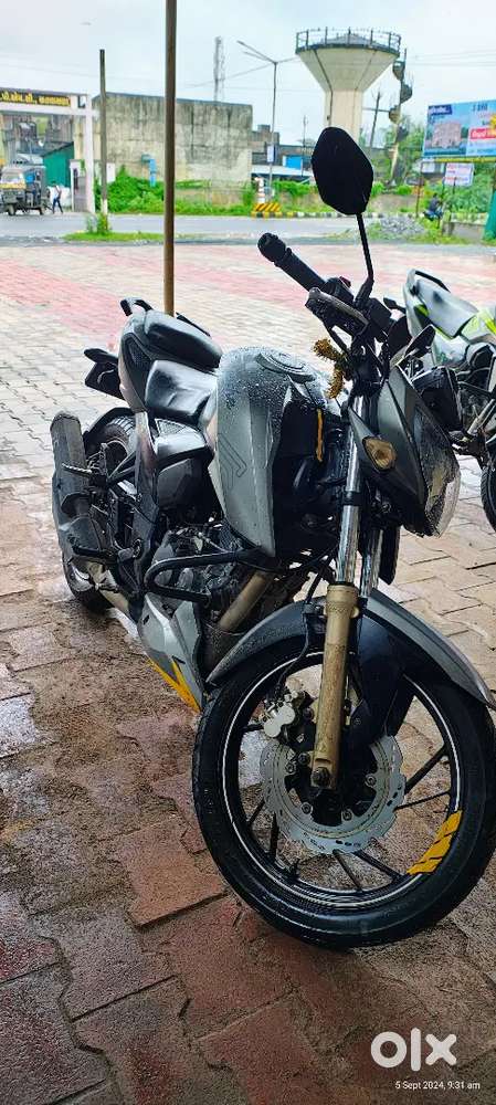 Apache rtr 200 4v good condition
