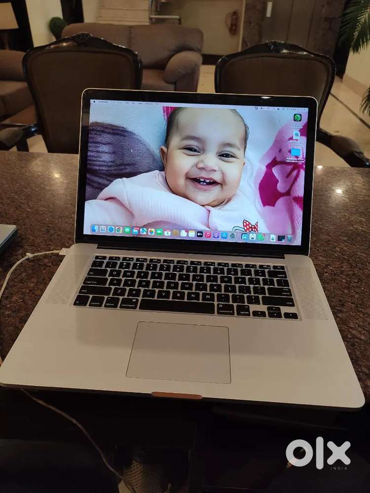 MacBook pro mid 2015