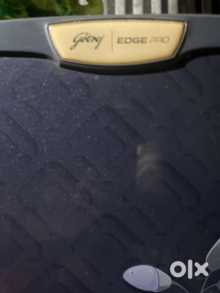 Compressure kharap hoye giyeche  I want to Sell This Refrigerator