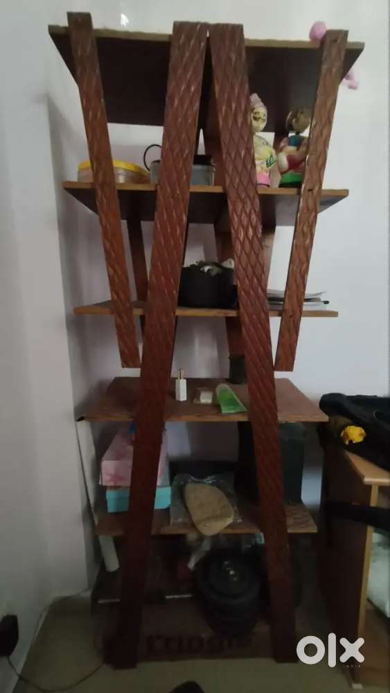 Solid Wooden Bookshelf/Rack – 6 -Tier