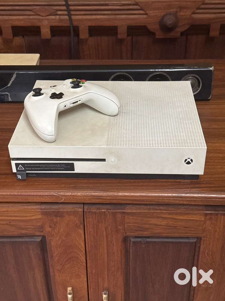 Xbox one s 1tb console