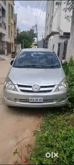 Toyota Innova 2.5 V 7 STR, 2007