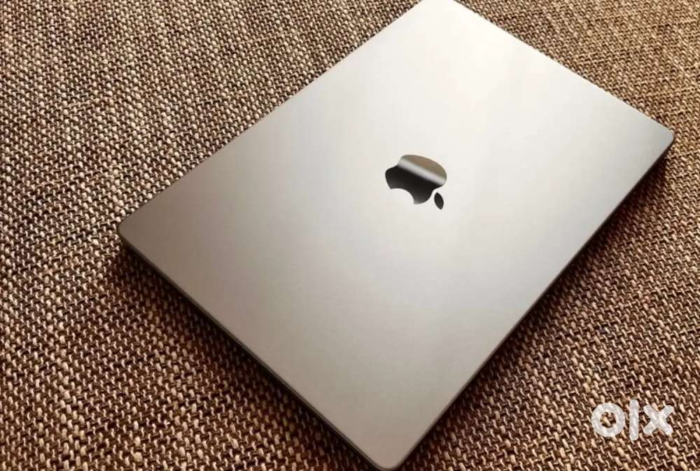 Apple MacBook M1pro 14inch 16gb RAM 1TB SSD