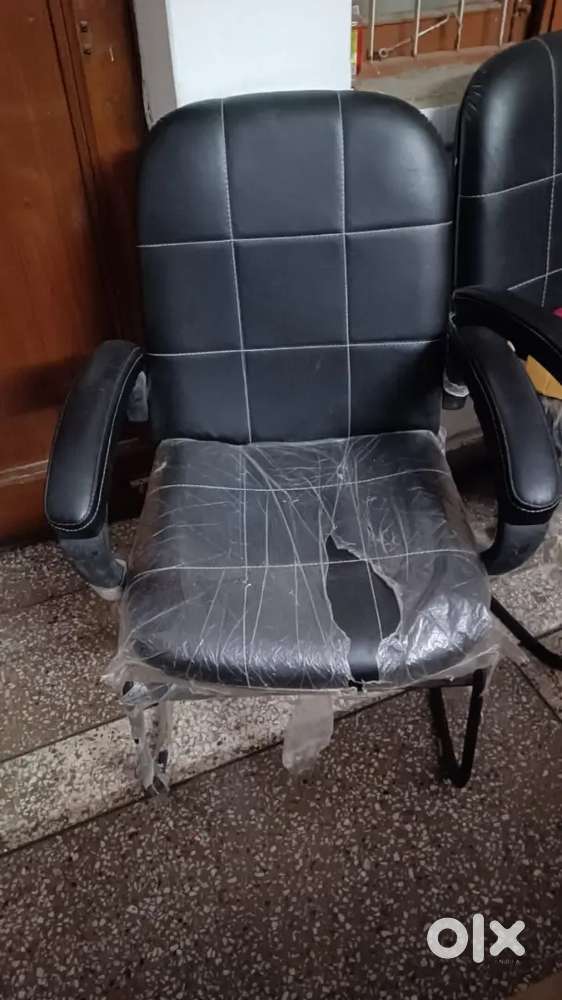 Study chair