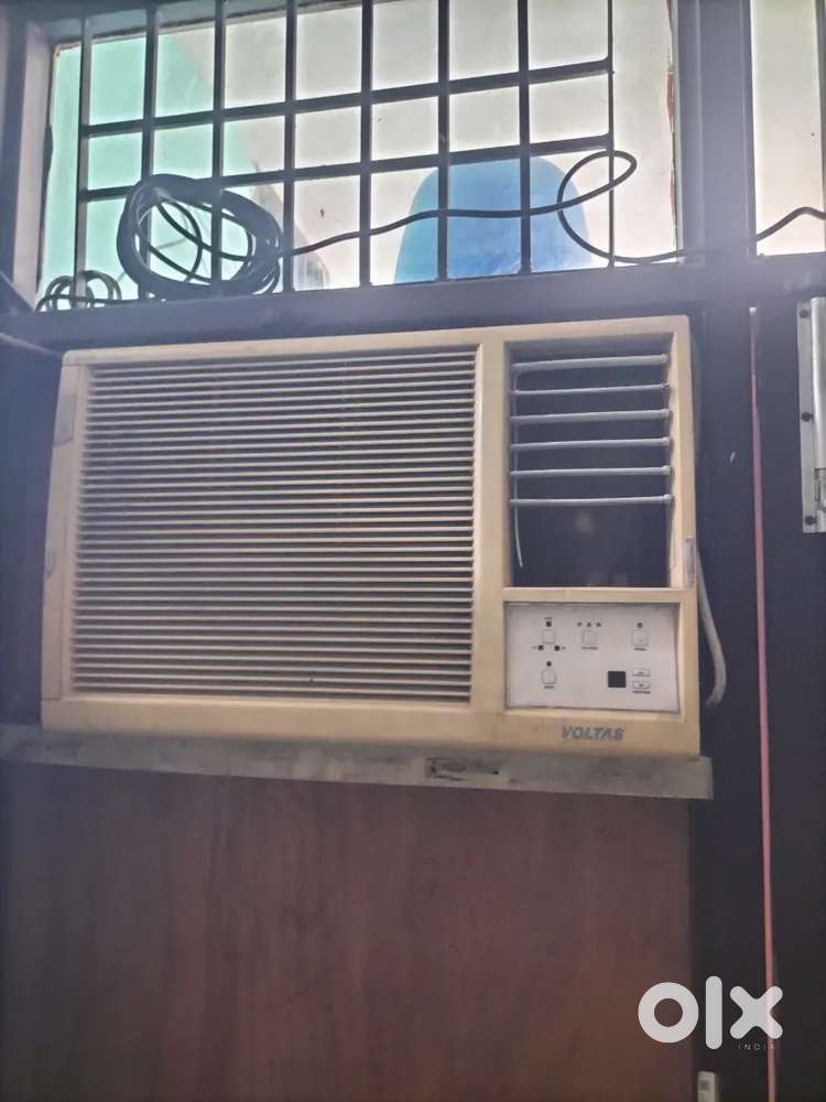 1 ton Voltas window Ac
