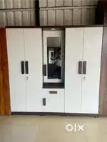 BRAND NEW FACTORY MADE 5 DOORS WARDROBE