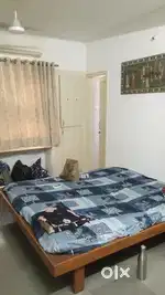 Girl roommate needed