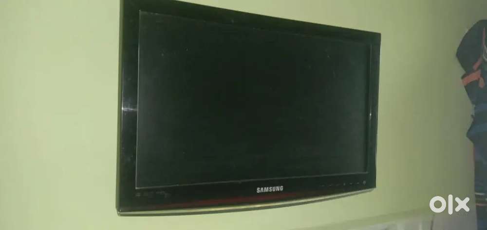 Samsung LED TV For Daily Use and Computer screen monitor