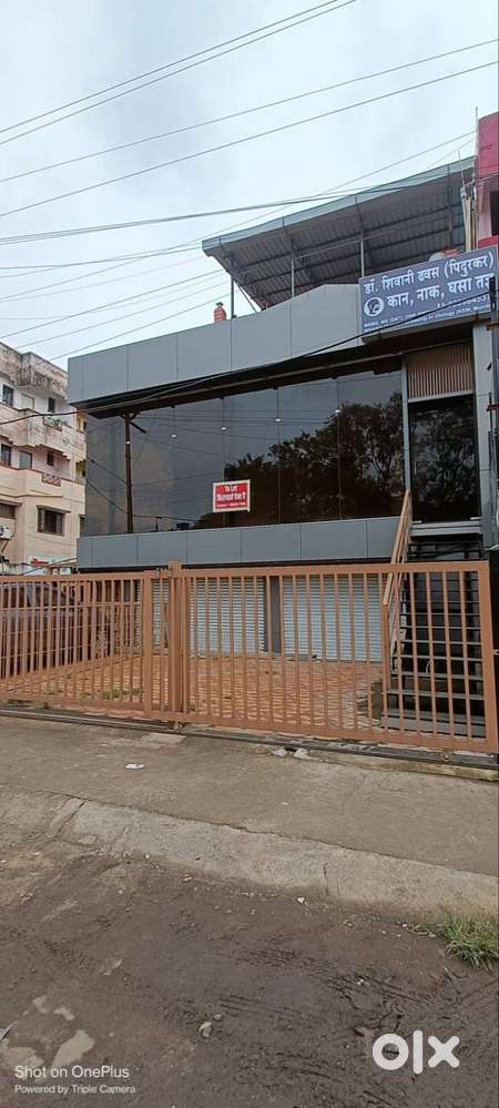 Commercial Showroom For Rent