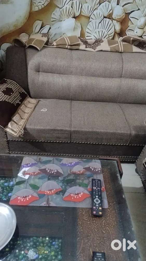 7 seater sofa in good condition