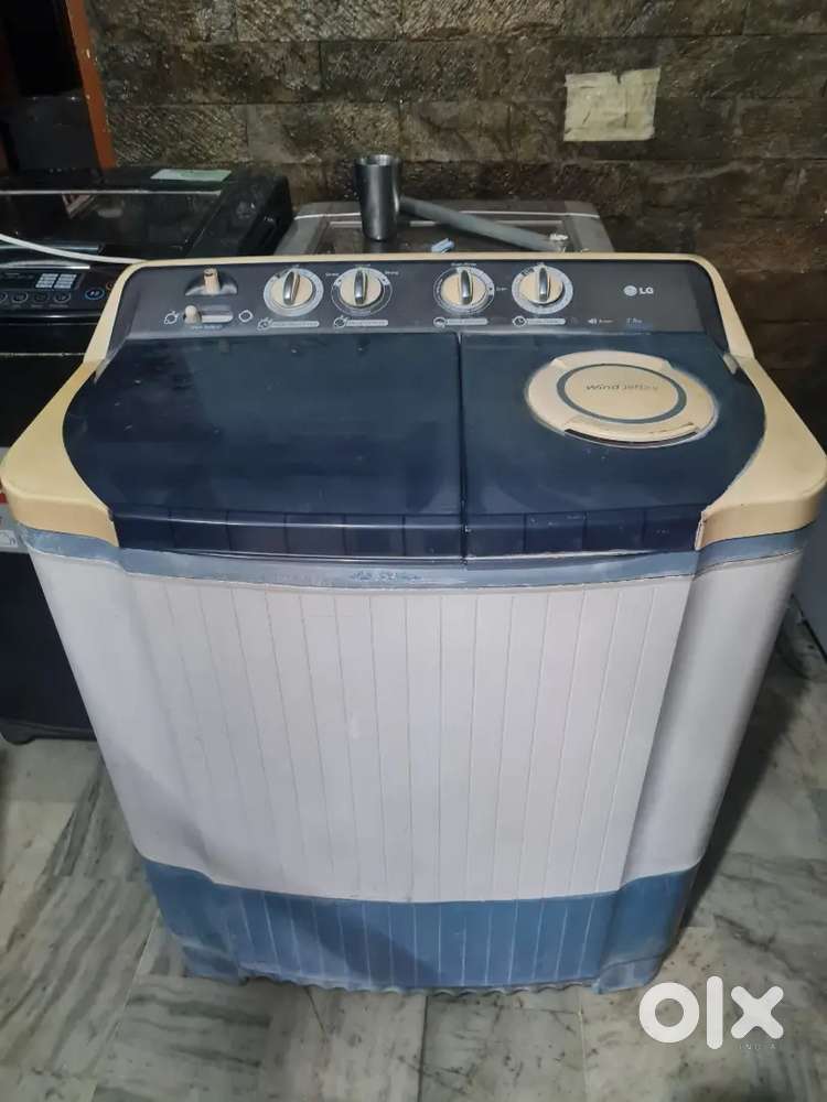 Washing machine SAMI LG 7.8 KG proper working good condition